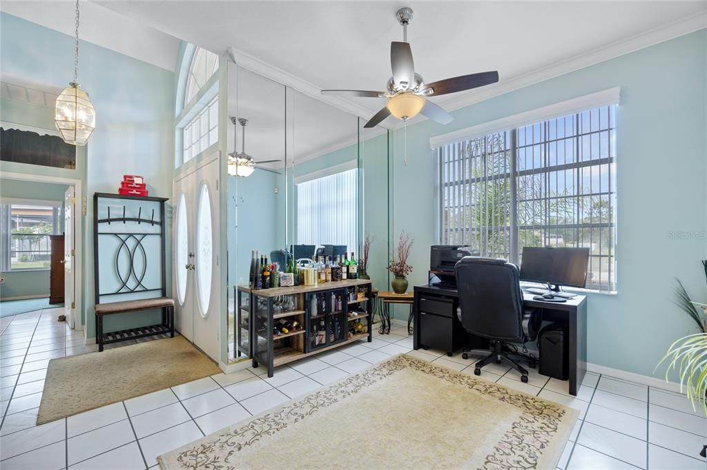 For Sale: $400,000 (4 beds, 3 baths, 2527 Square Feet)