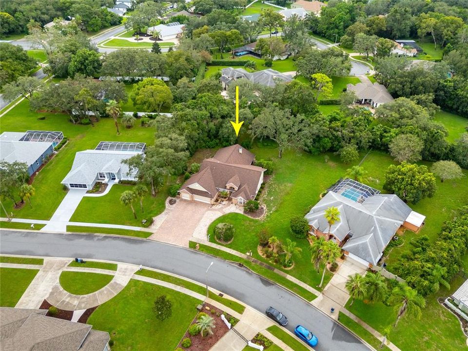 For Sale: $400,000 (4 beds, 3 baths, 2527 Square Feet)