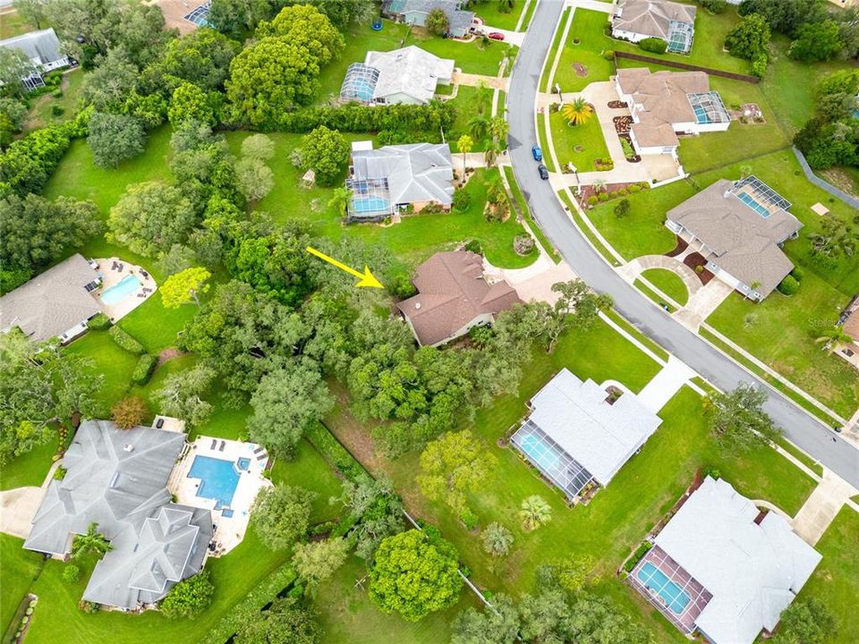 For Sale: $400,000 (4 beds, 3 baths, 2527 Square Feet)