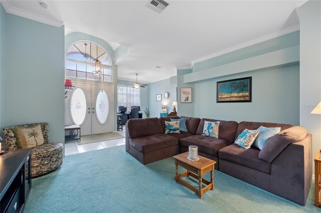 For Sale: $400,000 (4 beds, 3 baths, 2527 Square Feet)