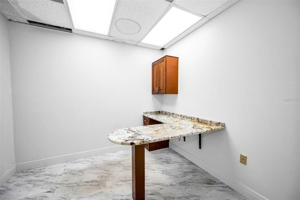 На продажу: $16,354 (0 спален, 0 ванн, 4050 Квадратных фут)