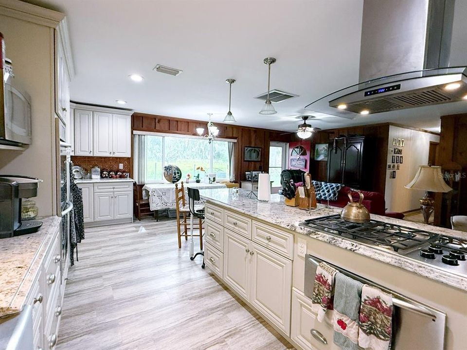 For Sale: $814,000 (3 beds, 2 baths, 2144 Square Feet)