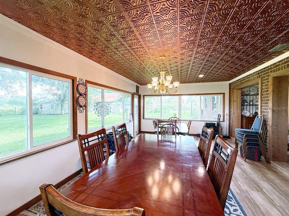 For Sale: $814,000 (3 beds, 2 baths, 2144 Square Feet)