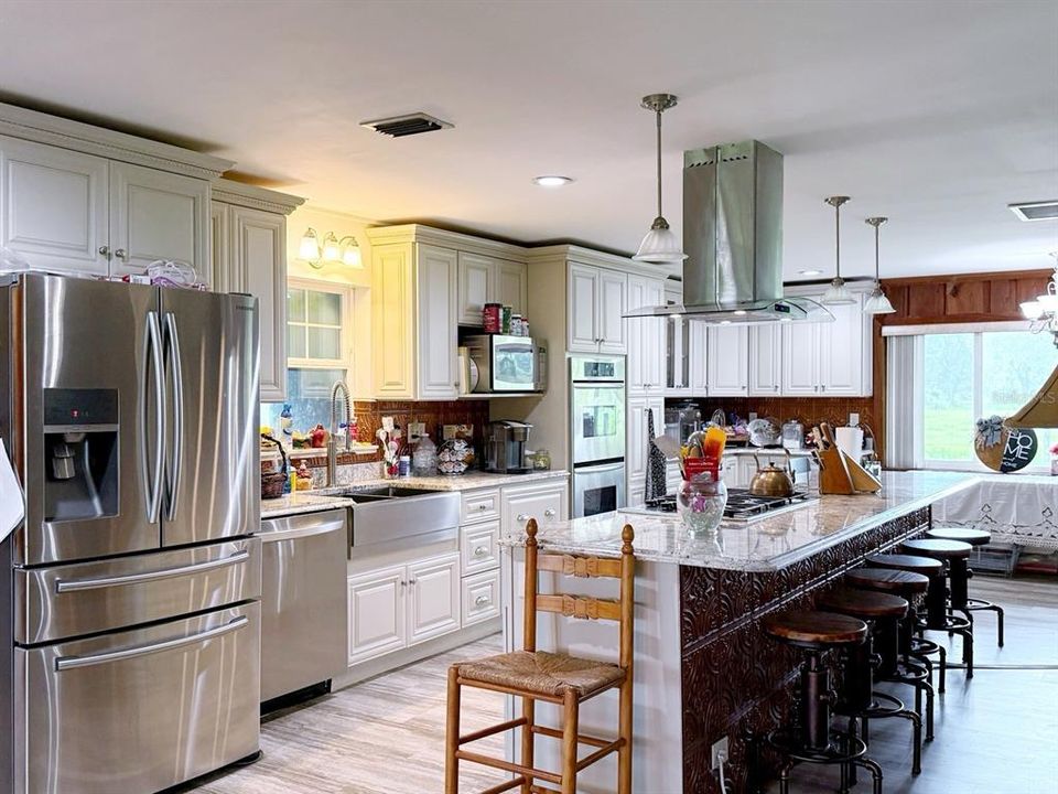 For Sale: $814,000 (3 beds, 2 baths, 2144 Square Feet)