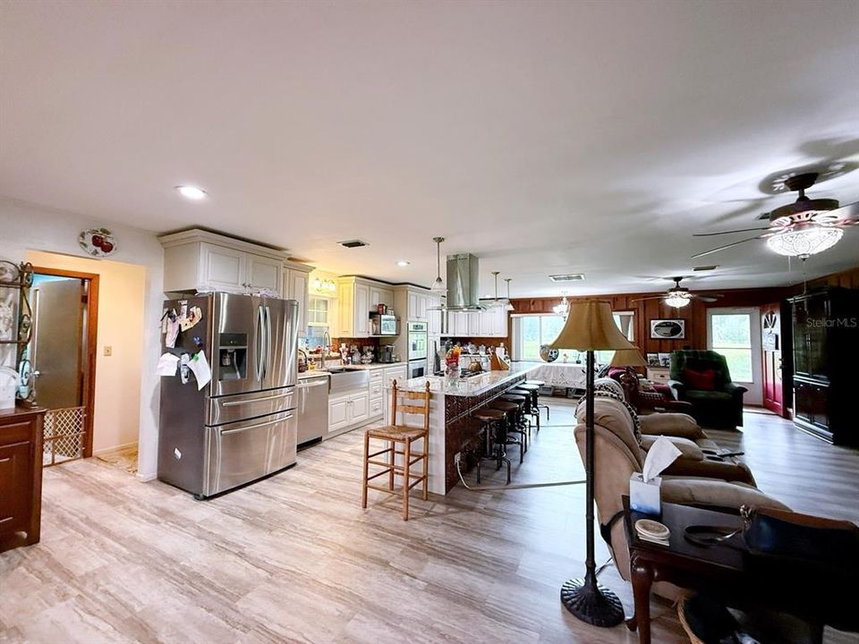 For Sale: $814,000 (3 beds, 2 baths, 2144 Square Feet)