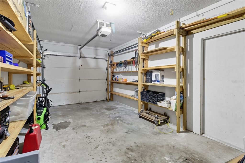 Active With Contract: $200,000 (2 beds, 2 baths, 1306 Square Feet)