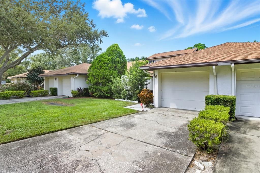 Active With Contract: $200,000 (2 beds, 2 baths, 1306 Square Feet)