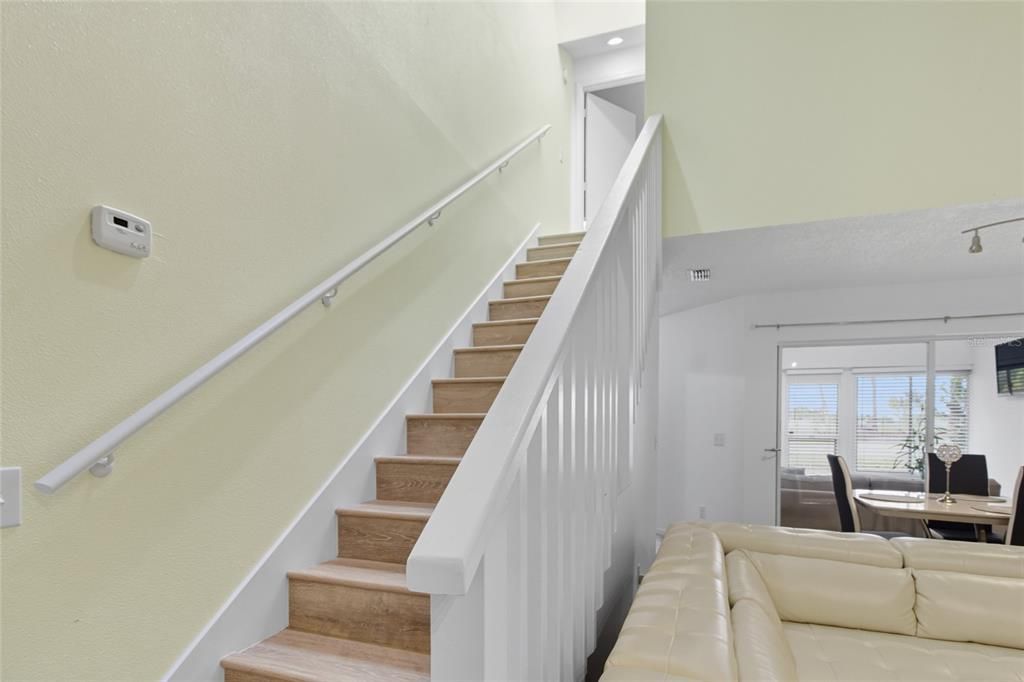 Active With Contract: $200,000 (2 beds, 2 baths, 1306 Square Feet)