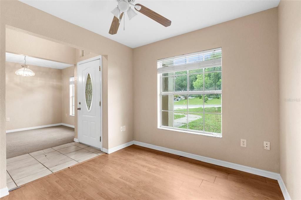 На продажу: $265,000 (3 спален, 2 ванн, 1858 Квадратных фут)