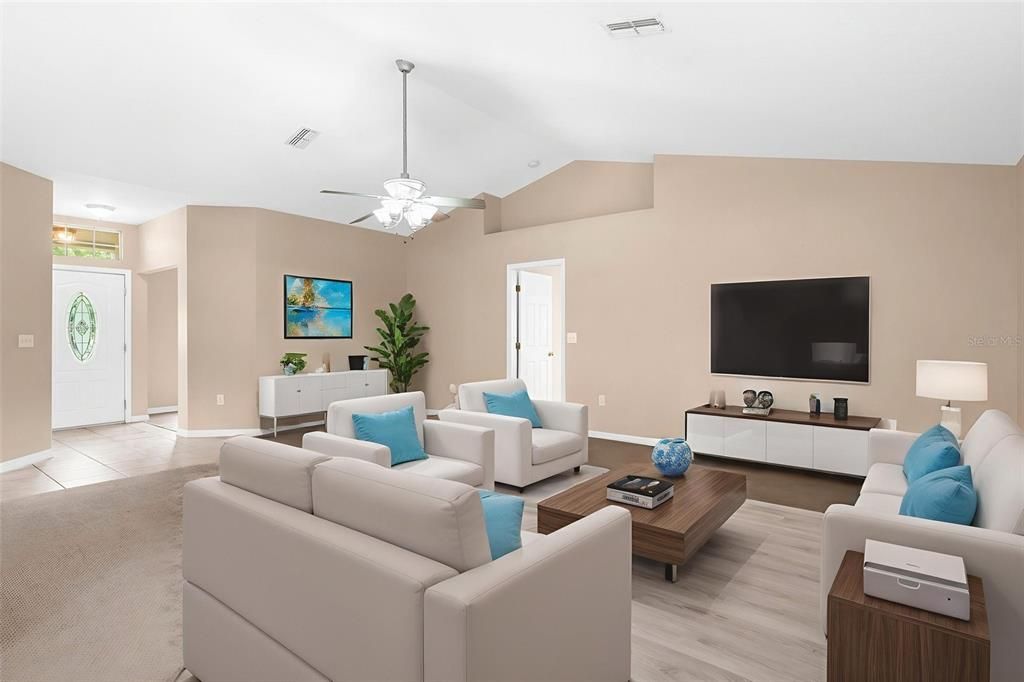 На продажу: $265,000 (3 спален, 2 ванн, 1858 Квадратных фут)