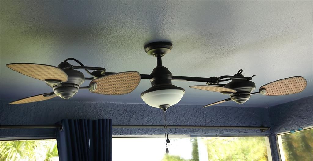 Active With Contract: $350,000 (3 beds, 2 baths, 1440 Square Feet)