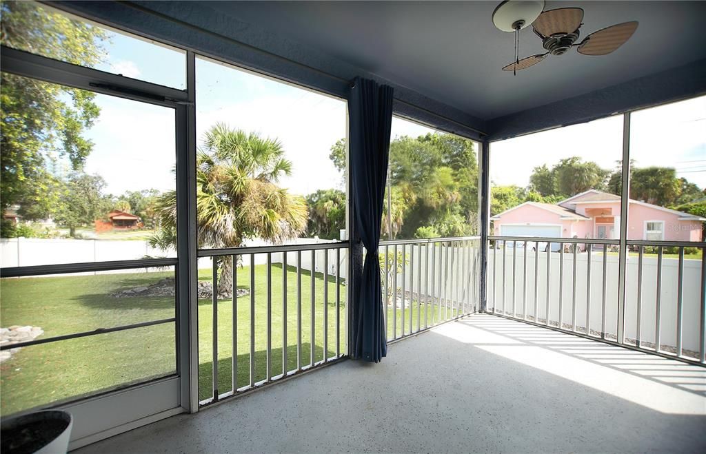 Active With Contract: $350,000 (3 beds, 2 baths, 1440 Square Feet)