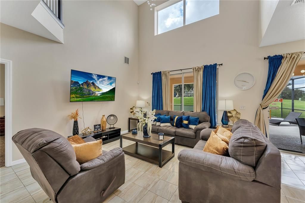 For Rent: $4,200 (8 beds, 4 baths, 2881 Square Feet)