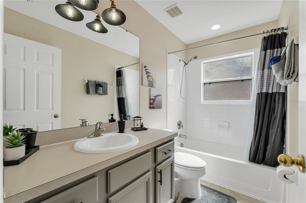 For Rent: $4,200 (8 beds, 4 baths, 2881 Square Feet)