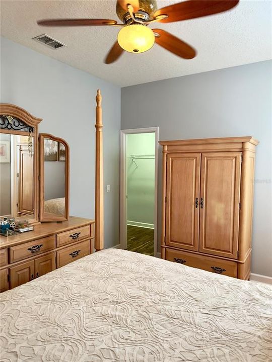 Active With Contract: $699,900 (4 beds, 4 baths, 3816 Square Feet)