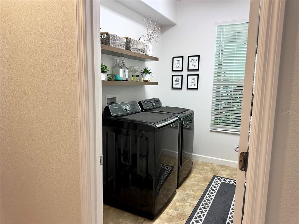 Active With Contract: $699,900 (4 beds, 4 baths, 3816 Square Feet)