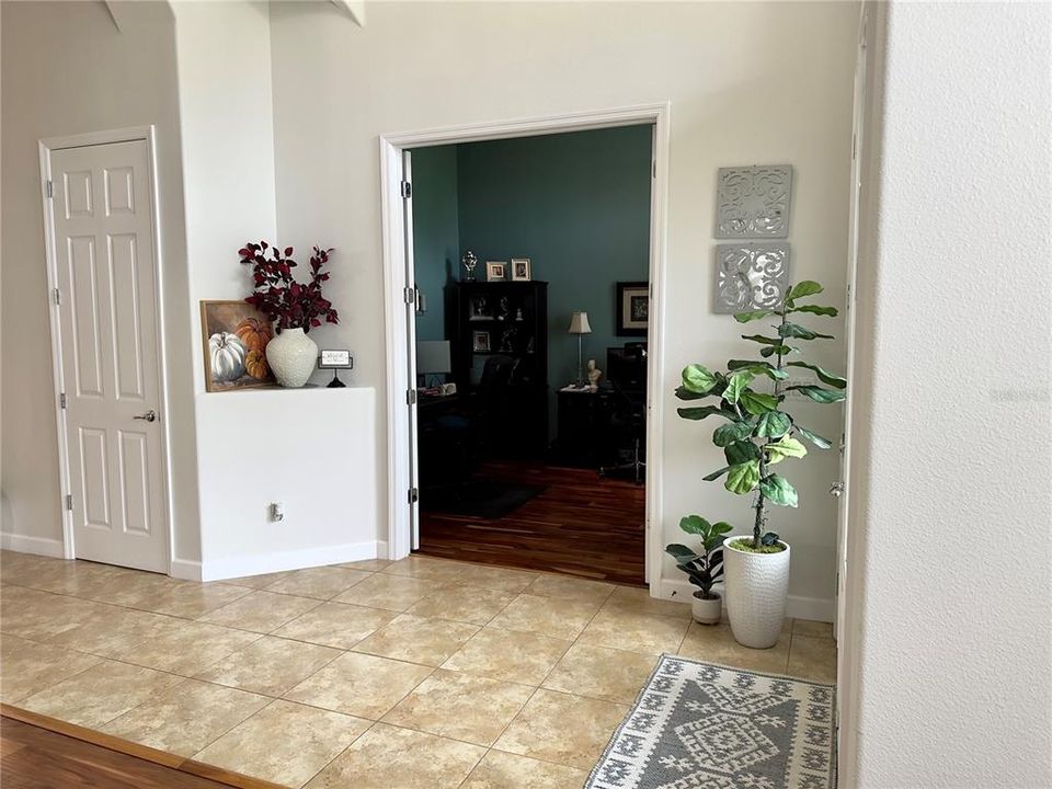 Active With Contract: $699,900 (4 beds, 4 baths, 3816 Square Feet)