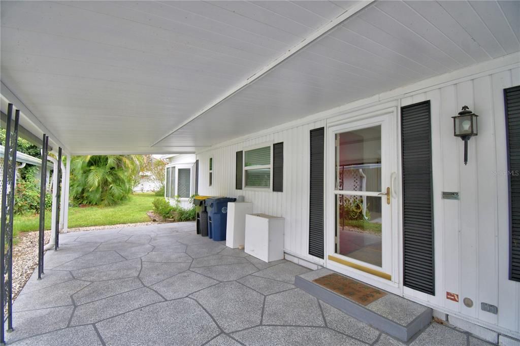 待售: $142,000 (2 贝兹, 2 浴室, 1248 平方英尺)