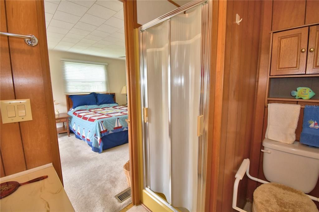 待售: $142,000 (2 贝兹, 2 浴室, 1248 平方英尺)