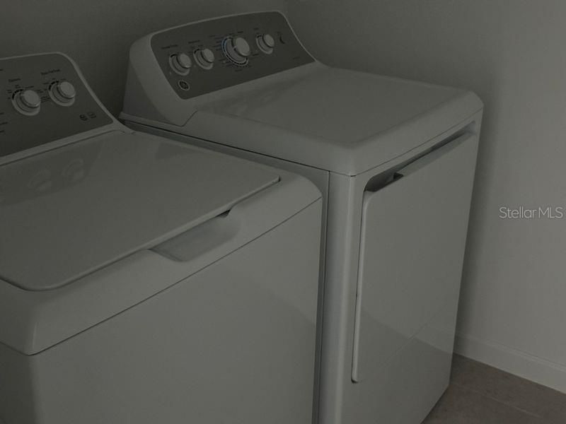 For Rent: $1,775 (3 beds, 2 baths, 1605 Square Feet)