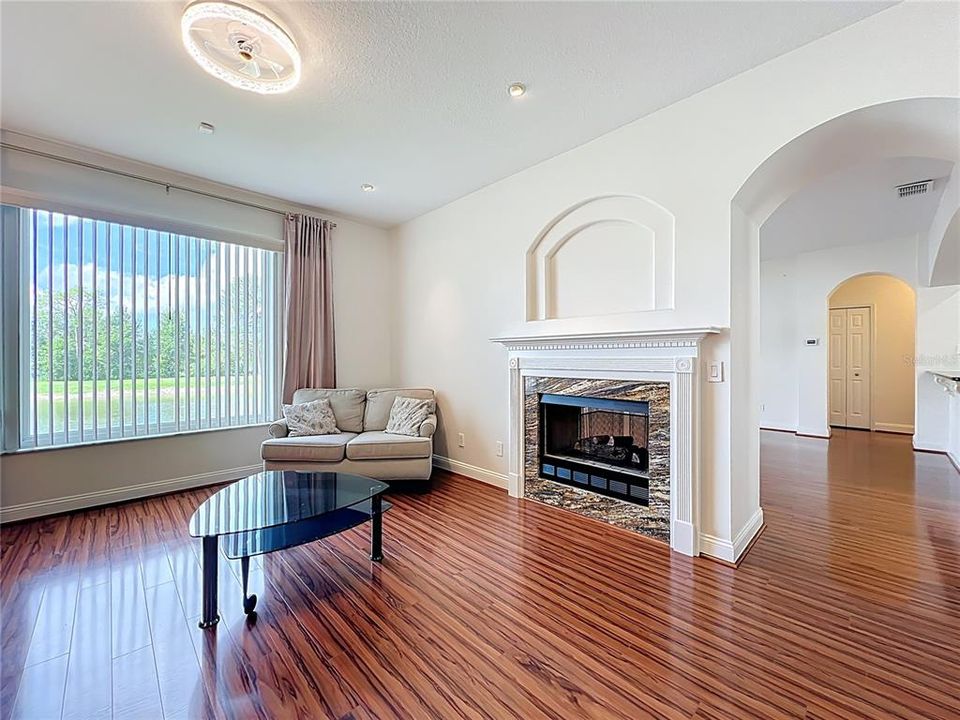 For Sale: $419,000 (3 beds, 2 baths, 1881 Square Feet)