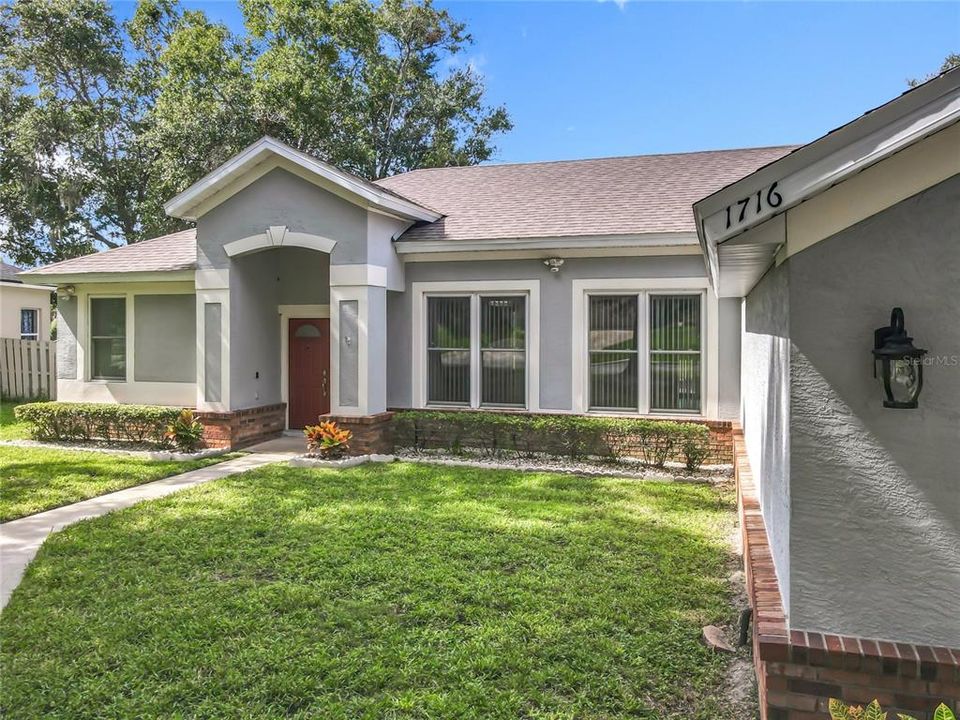 For Sale: $419,000 (3 beds, 2 baths, 1881 Square Feet)