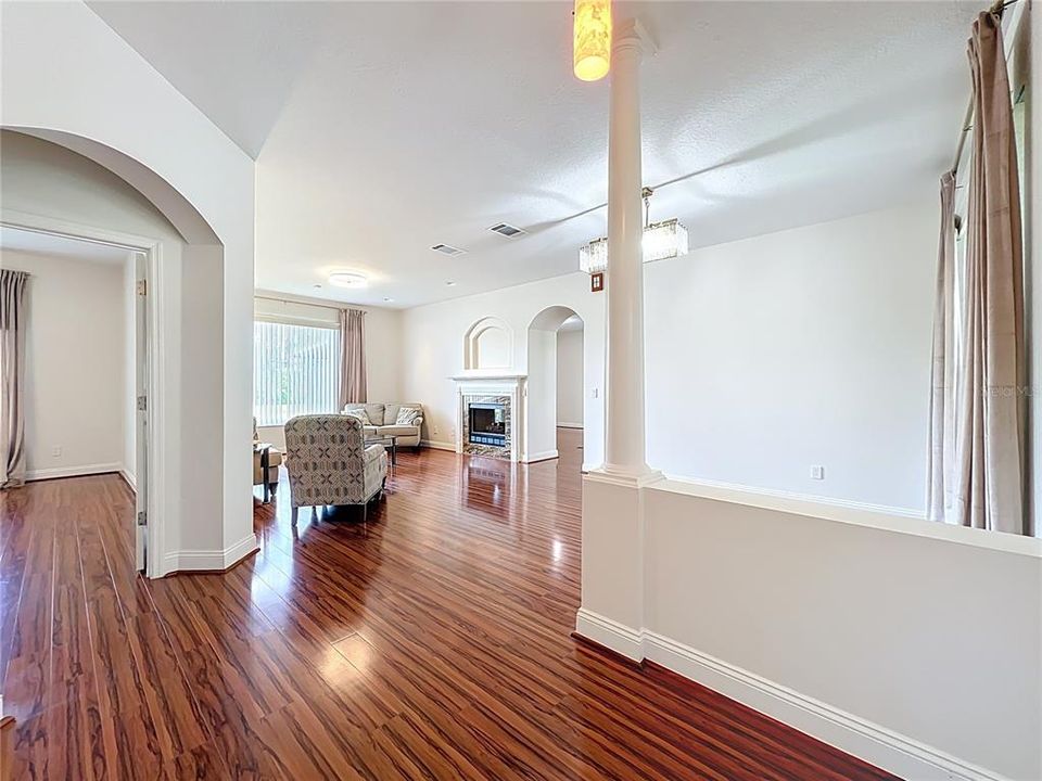 For Sale: $419,000 (3 beds, 2 baths, 1881 Square Feet)