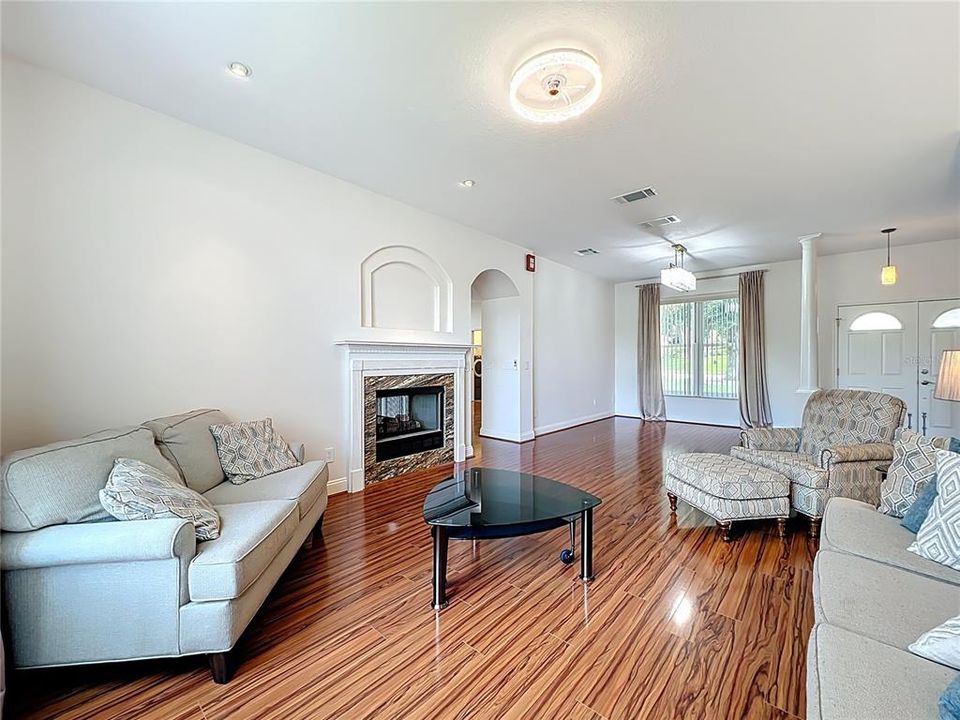 For Sale: $419,000 (3 beds, 2 baths, 1881 Square Feet)