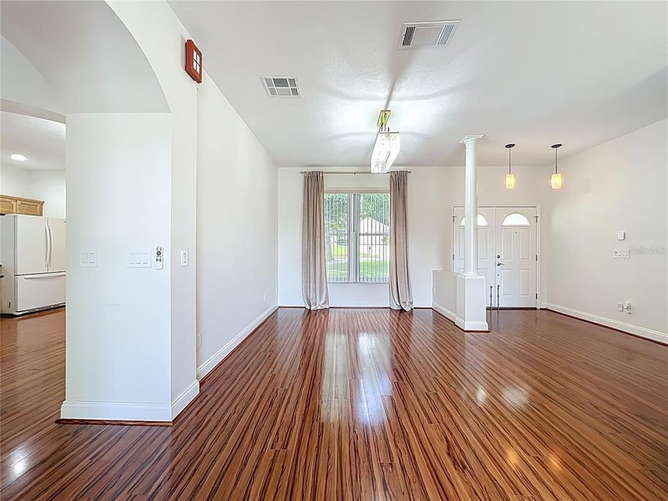 For Sale: $419,000 (3 beds, 2 baths, 1881 Square Feet)