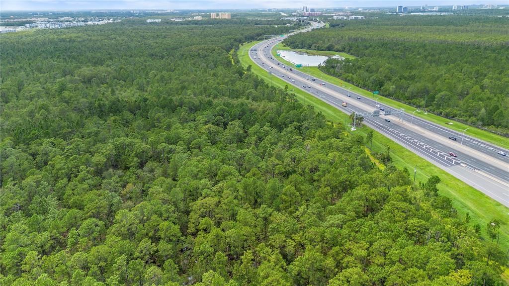 待售: $102,000 (1.35 acres)