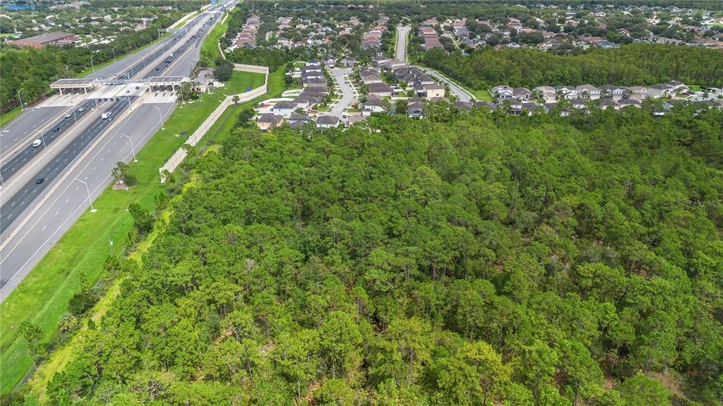 待售: $102,000 (1.35 acres)