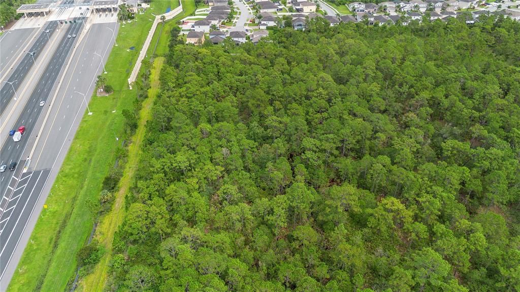 待售: $102,000 (1.35 acres)