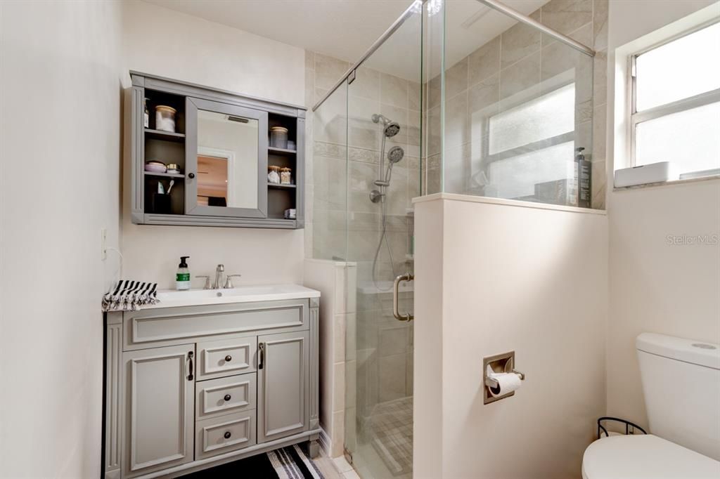 待售: $295,500 (3 贝兹, 2 浴室, 1409 平方英尺)