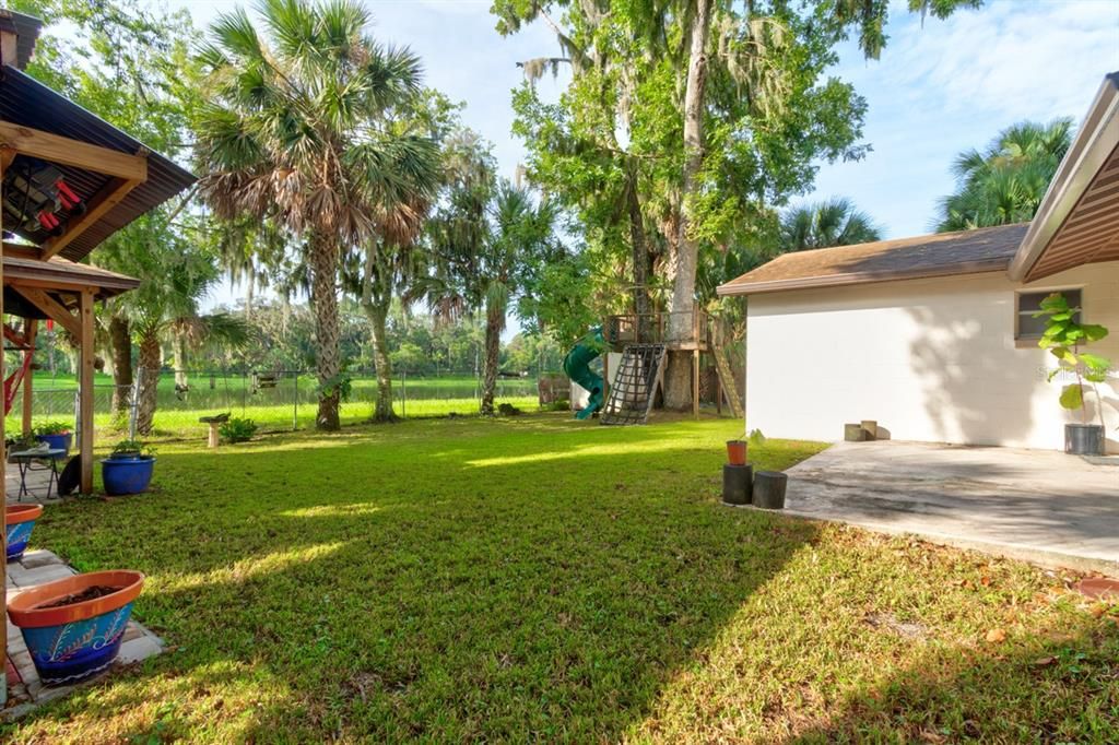 待售: $295,500 (3 贝兹, 2 浴室, 1409 平方英尺)