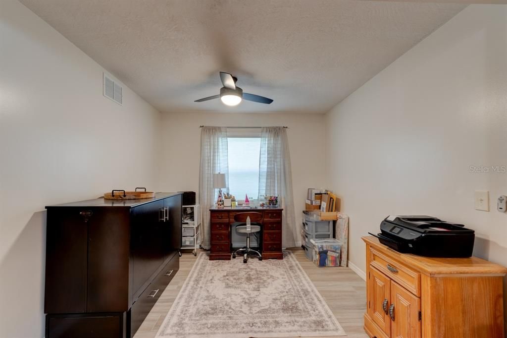 待售: $295,500 (3 贝兹, 2 浴室, 1409 平方英尺)