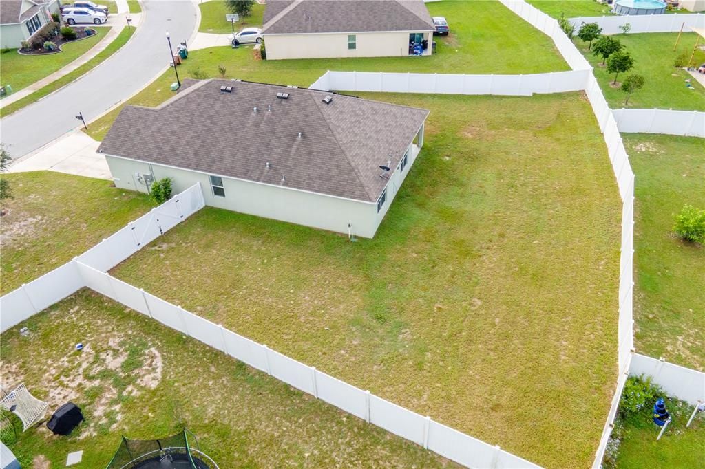 待售: $310,000 (4 贝兹, 2 浴室, 1827 平方英尺)