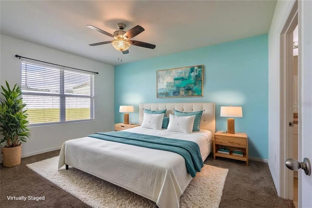 待售: $310,000 (4 贝兹, 2 浴室, 1827 平方英尺)