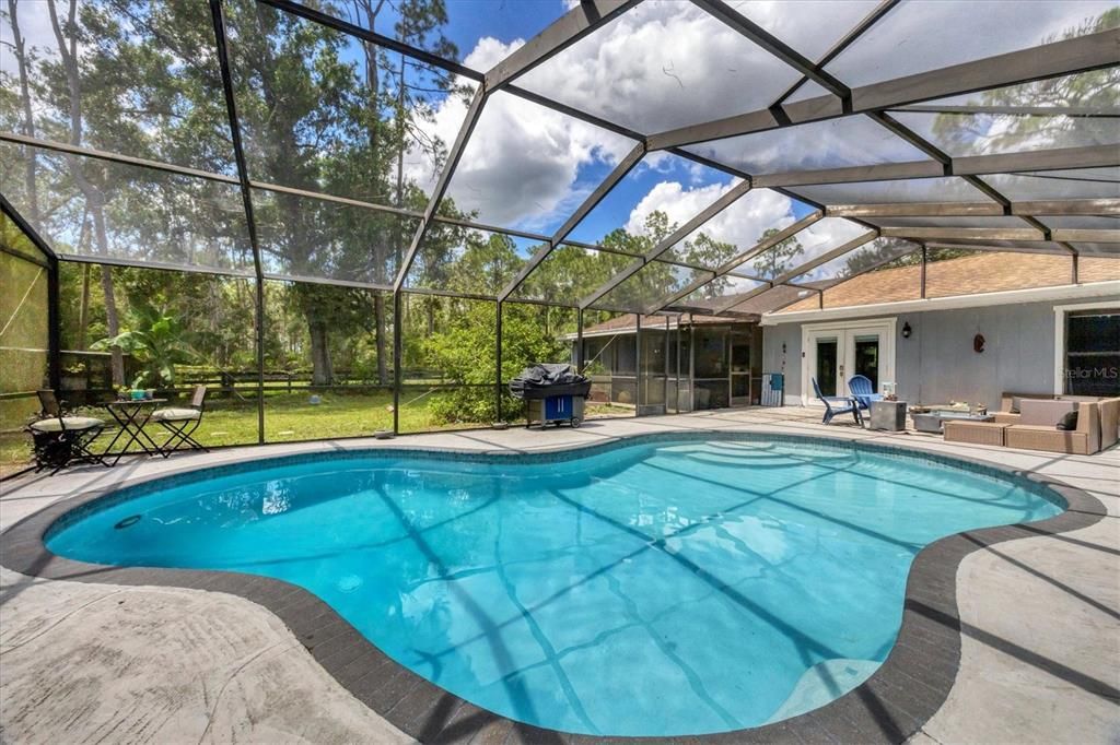 待售: $1,000,000 (3 贝兹, 2 浴室, 1407 平方英尺)