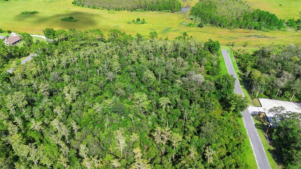 En Venta: $107,000 (2.06 acres)