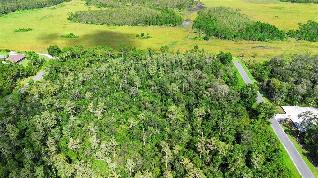 En Venta: $107,000 (2.06 acres)