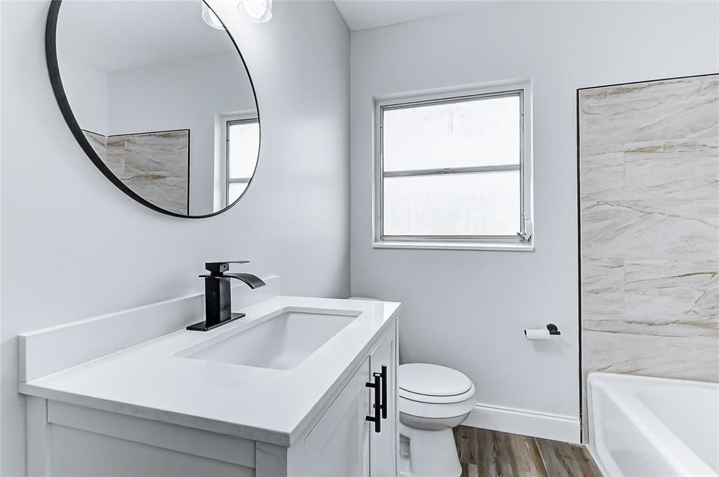 Active With Contract: $1,900 (4 beds, 2 baths, 1691 Square Feet)