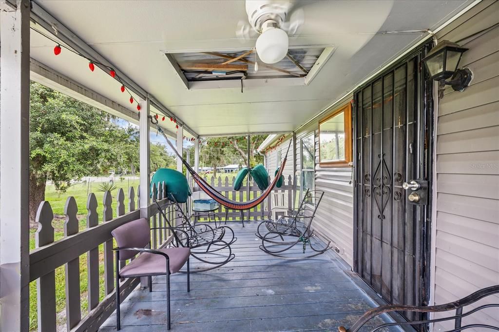 待售: $200,000 (3 贝兹, 2 浴室, 1456 平方英尺)