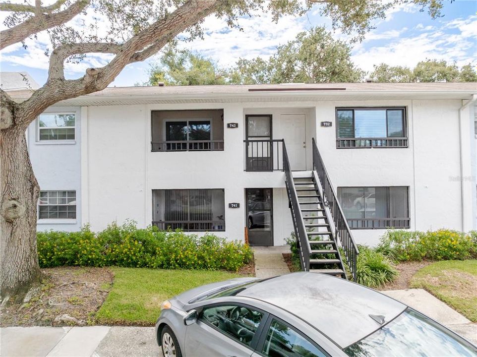 合同活跃: $145,000 (1 贝兹, 1 浴室, 578 平方英尺)