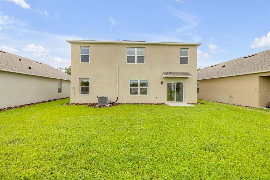 出租: $2,500 (5 贝兹, 3 浴室, 2601 平方英尺)