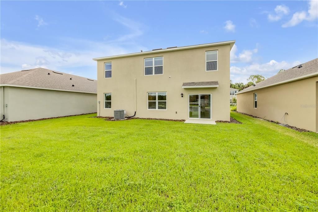 出租: $2,500 (5 贝兹, 3 浴室, 2601 平方英尺)