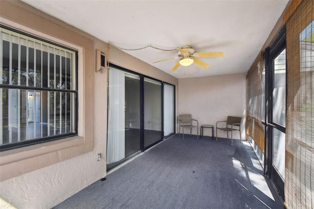 Под контрактом: $1,600 (2 спален, 2 ванн, 1200 Квадратных фут)