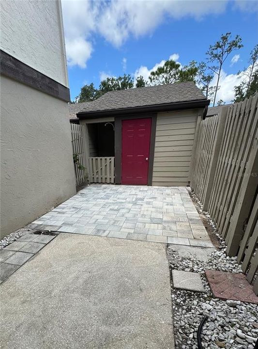 Под контрактом: $1,600 (2 спален, 2 ванн, 1200 Квадратных фут)