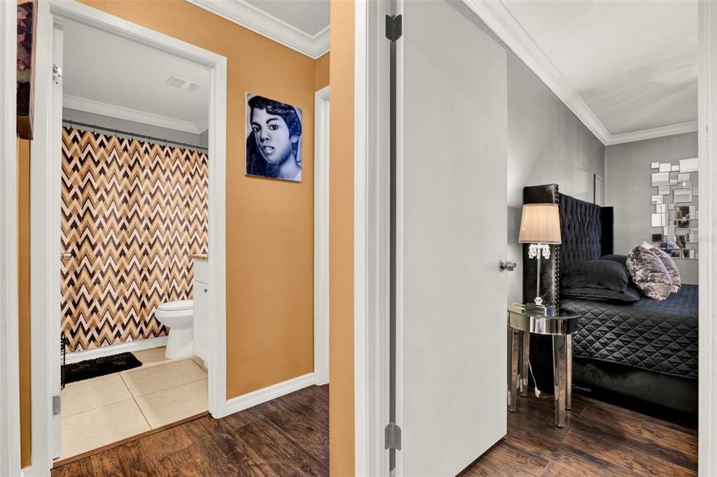 Active With Contract: $159,999 (3 beds, 2 baths, 1187 Square Feet)