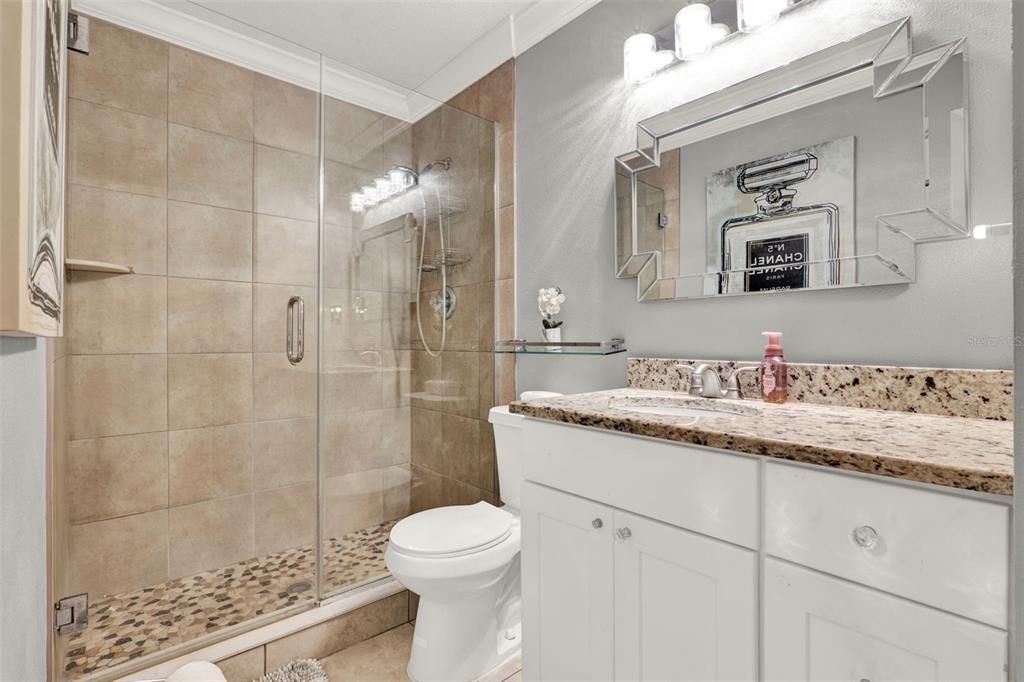 Active With Contract: $159,999 (3 beds, 2 baths, 1187 Square Feet)