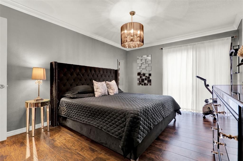 Active With Contract: $159,999 (3 beds, 2 baths, 1187 Square Feet)